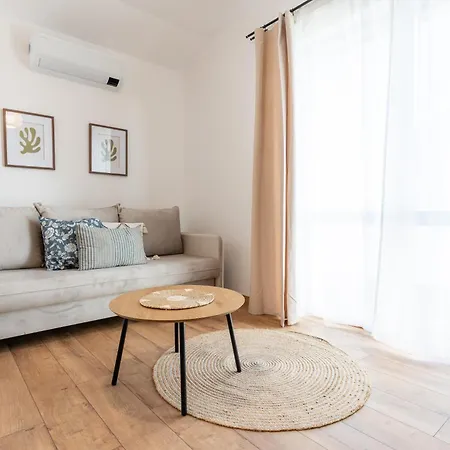 شقة Lubava Z Garazem Podziemnym I Klimatyzacja, Netflix, Tv55', Winda *